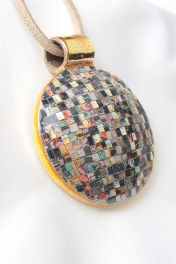 Zariass Kolye Nicole Quilling Bej Desenli