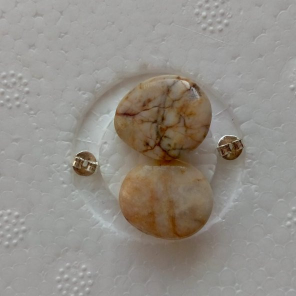 Tabî taşlı gümüş küpe (KG1). - 2