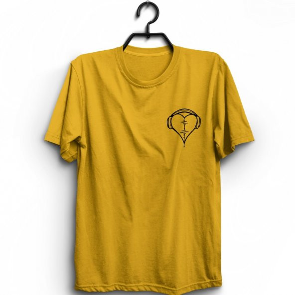 Kulaklık Kalp Ritim Müzik Baskılı T-shirt