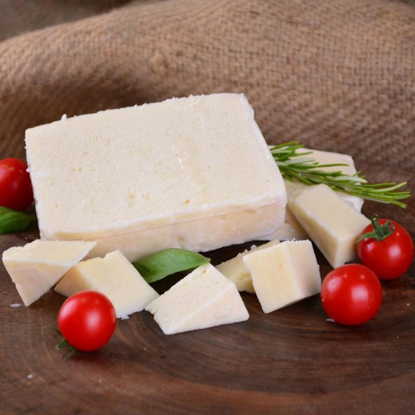 Ayvalık Keçi Tulum Peyniri 250 g e