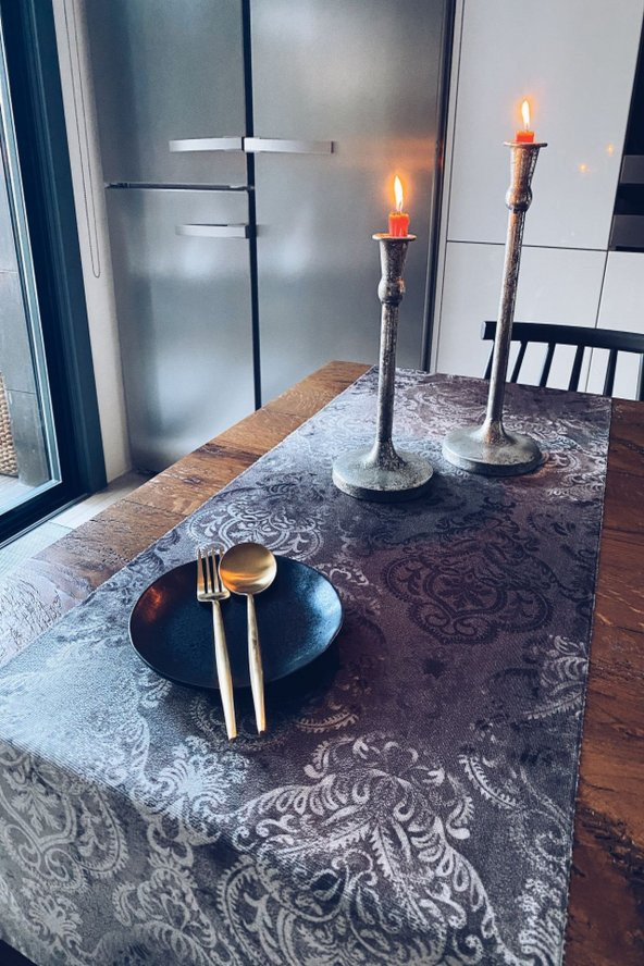 Siyah Antik Lazer Kesim Runner - 2