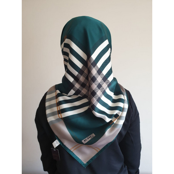 Kare Desenli Karaca Sport Royan Eşarp - 3