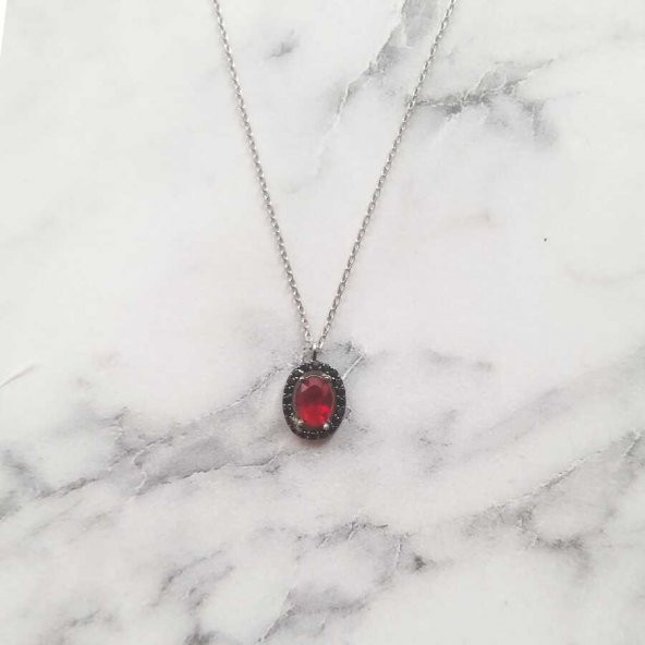 925 Ayar Gümüş Oval Yakut Renk Taşlı Kolye