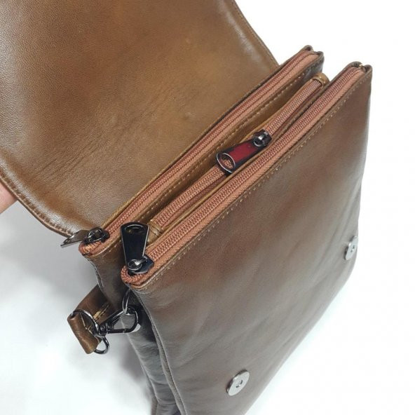 El Tutmalı Omuz Askılı Mıknatıslı Deri Çanta - 7