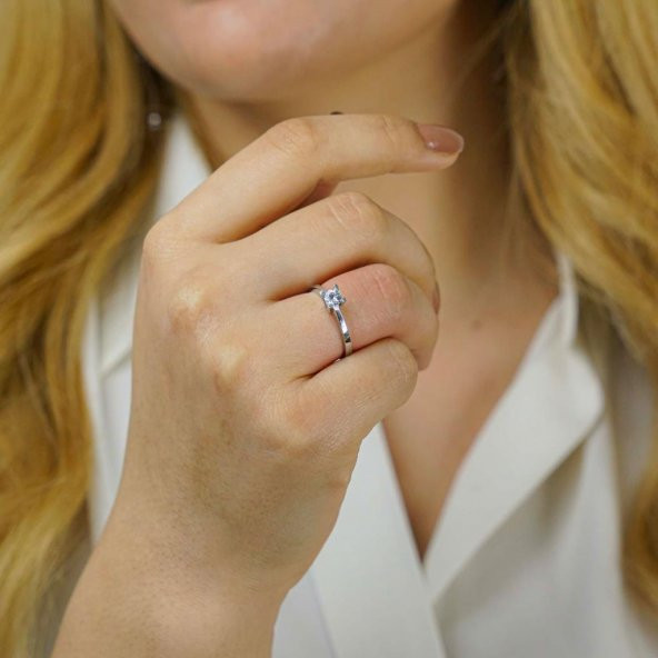 925 Ayar Gümüş Pırlanta Montür Tektaş Yüzük - Resim 4