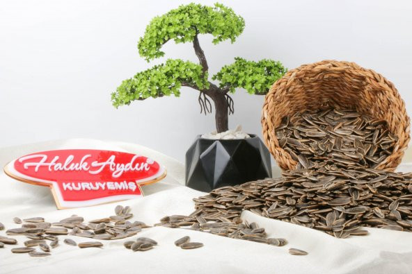 Haluk Aydın Kuruyemiş Yerli Çiğ Siyah Ay Çekirdeği 1 KG - 2