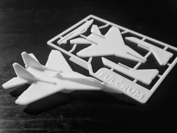 Mig 29 Şavaş Uçağı Kart Kit Biblo Uçak Maket Dekoratif Ürün