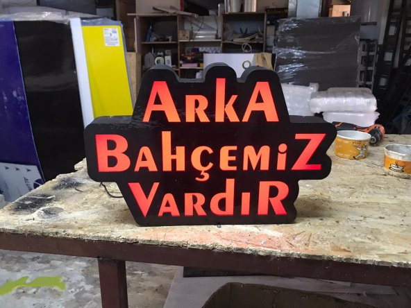 Arka Bahçe Var Yazılı Tabelası 3D LED Tabela Neon Etkili Işıklı Kutu Harf Tabela 30x45cm Pleksiglass