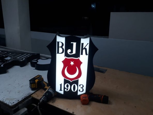 Beşiktaş Logolu Amblem Tabela 3D LED Tabela Neon Etkili Işıklı Kutu Harf Tabela 30x45cm Pleksiglass ürün görseli