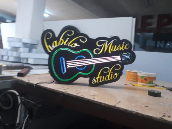 Habilo Music Studio Tabela 3D LED Tabela Neon Etkili Işıklı Kutu Harf Tabela 30x45cm Pleksiglass ürün görseli