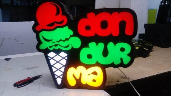 Dondurma Görselli Tabelası 3D LED Tabela Neon Etkili Işıklı Kutu Harf Tabela 30x45cm Pleksiglass