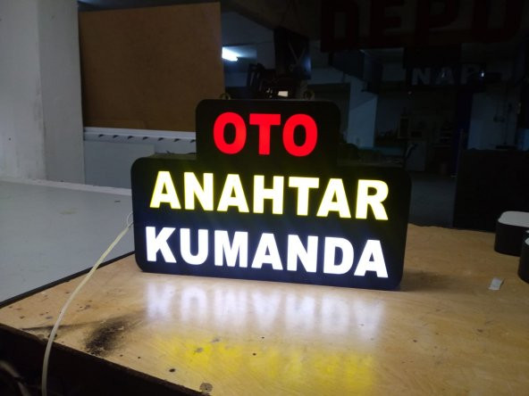 Oto Anahtar Kumanda Tabelası 3D LED Tabela Neon Etkili Işıklı Kutu Harf Tabela 30x45cm Pleksiglass