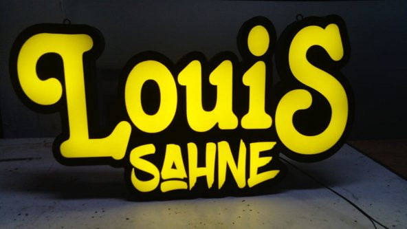 Louis Sahne Sarı Renk Yazılı Tabelası 3D Led Tabela Neon Etkili Işıklı Kutu Harf Depo Reklam Maltepe ürün görseli