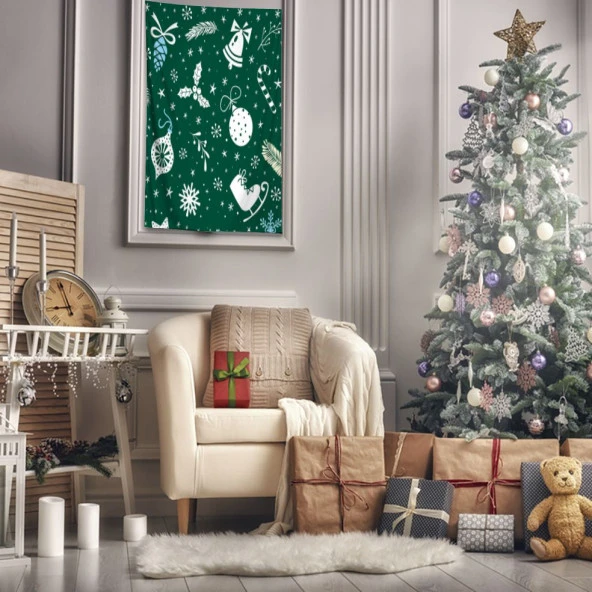 Baskılı Duvar Örtüsü Yeşil Zeminli Beyaz Çan Noel Süsleri ile Dallar