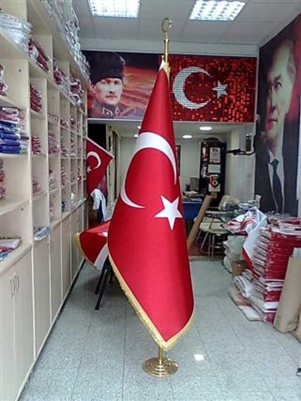 Makam Türk Bayrağı Telalı Saten 100x150cm.