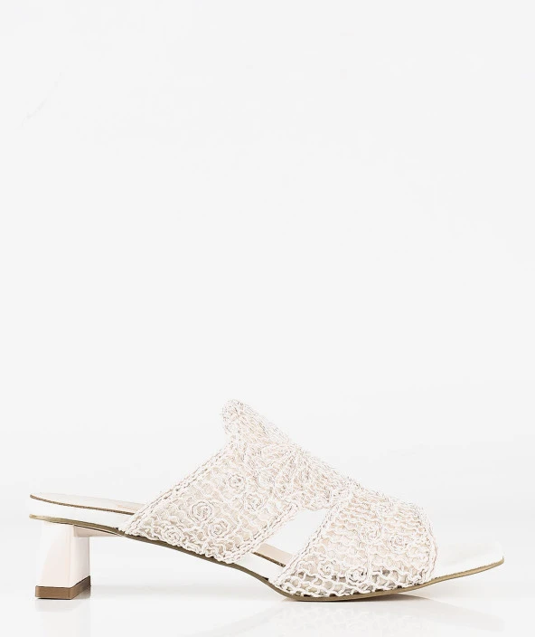 Beyaz Örgü Kadın Kısa Topuklu Terlik - 3