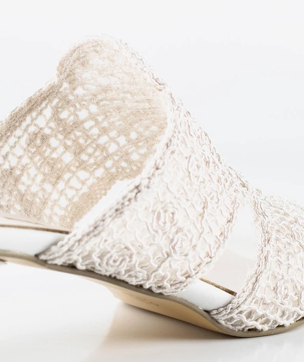 Beyaz Örgü Kadın Kısa Topuklu Terlik - 4