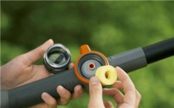 Gardena 5552-20 Akan Su Kolu Temizlik Sistemi Sapı 90cm - 3