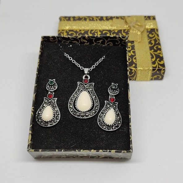 Lületaşı Kolye Küpe Üçlü Set Lale Figürlü - 7