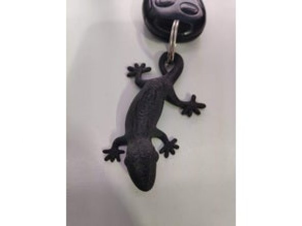 Hediyelik Eşya Hayvan Figürlü  Siyah Plastik Gecko Anahtarlık