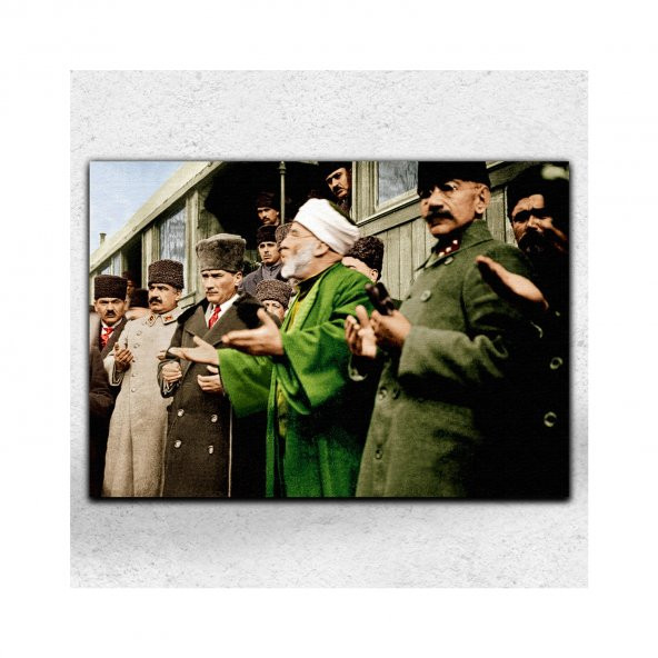 İyi Olsun Dua Eden Atatürk Kanvas Tablo 100 x 140 cm