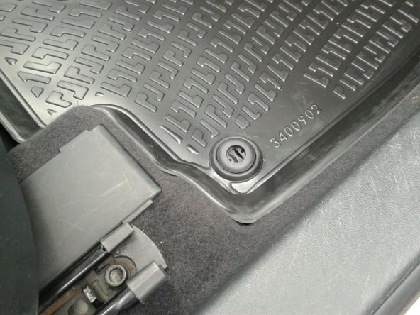 Ford Focus 2 2008 Model 4D Havuzlu Paspas - 3