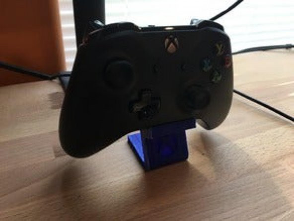 Xbox One S Oyun Kumandası Tutacağı Aparat Stand Askı Biblo Dekor - 10