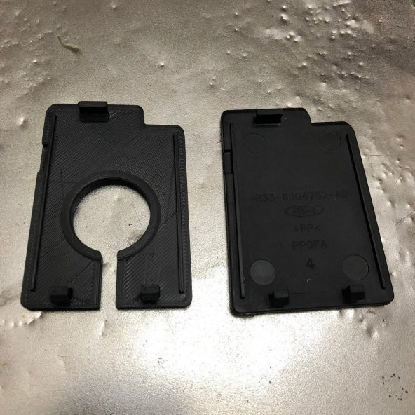 2005 Ford Mustangde USB soket montajlı Panel Kapağı  Aparat - 2