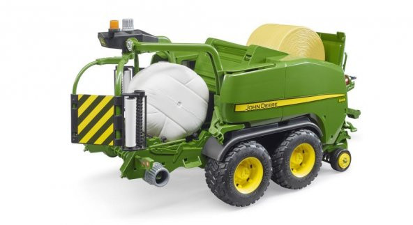 Bruder John Deere C441R Balya Makinasi BR02032