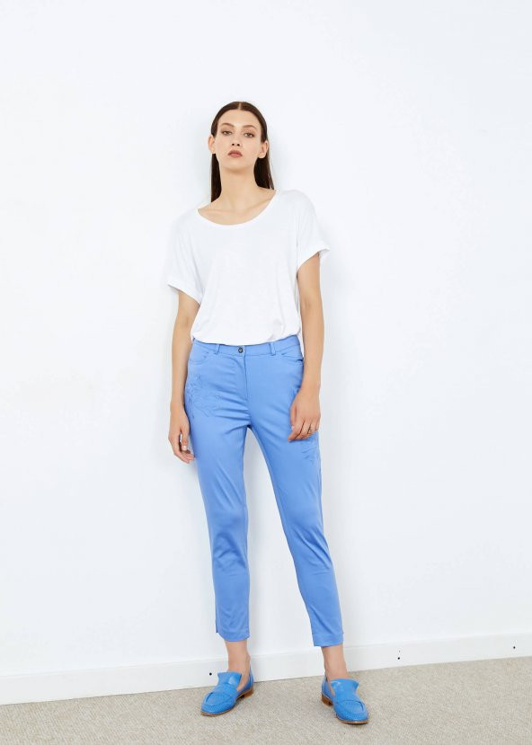 Kadın Mavi Desenli Cepli Pantalon - 2