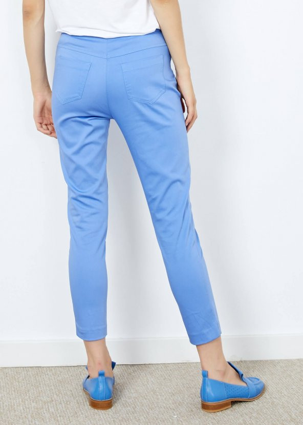 Kadın Mavi Desenli Cepli Pantalon - 9