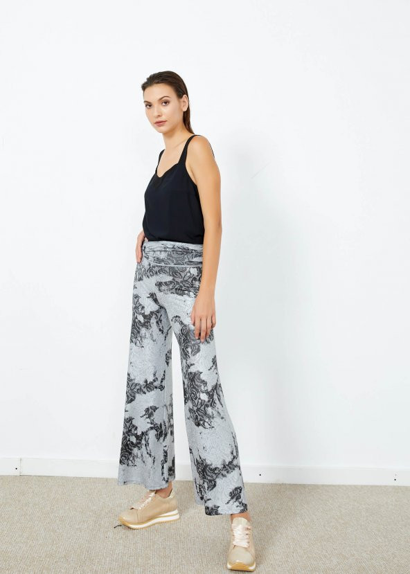 Kadın Gri Desenli İspanyol Paça Pantolon - 4