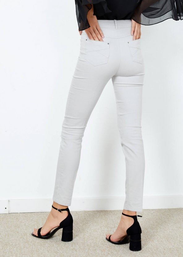Kadın Gri Slim Fit Likralı Pantalon - 3