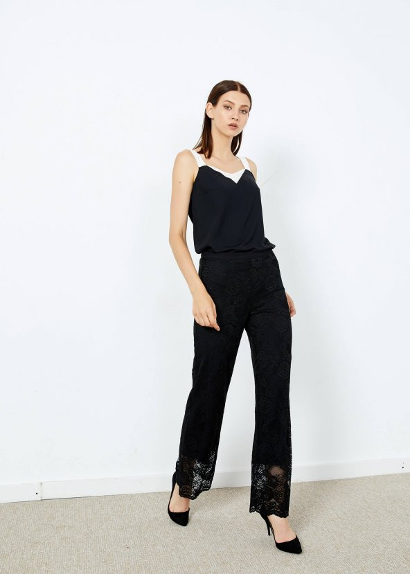 Kadın Siyah Güpürlü Yan Fermuarlı Pantalon - 2