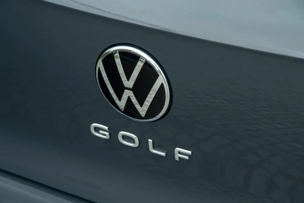 YENİ NESİL VOLKSWAGEN GOLF 7 7.5 8 BAGAJ YAZISI ARMA LOGO - 3