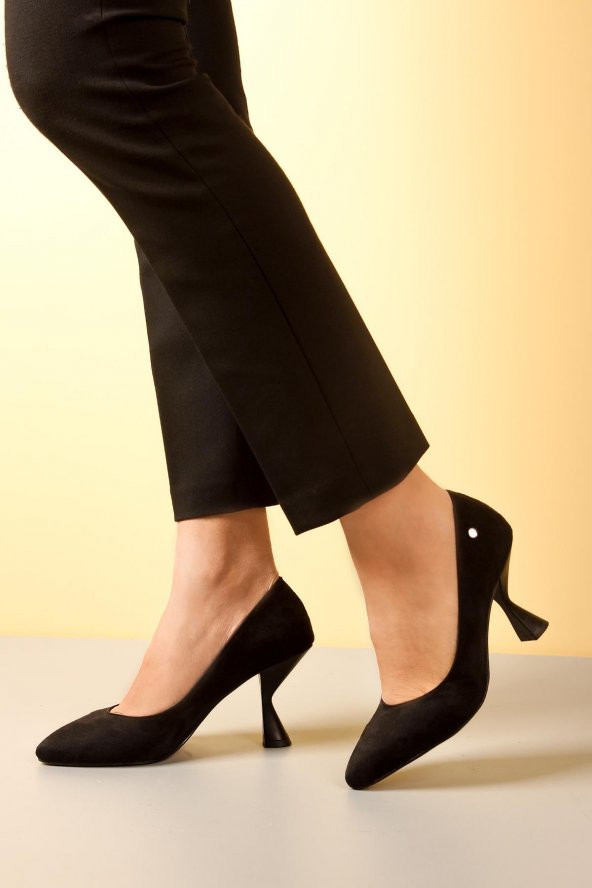 Siyah Süet Kadın Topuklu Ayakkabı