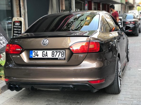 Volkswagen Jetta Makyajsız R Difüzör (Plastik) 	Piano Black