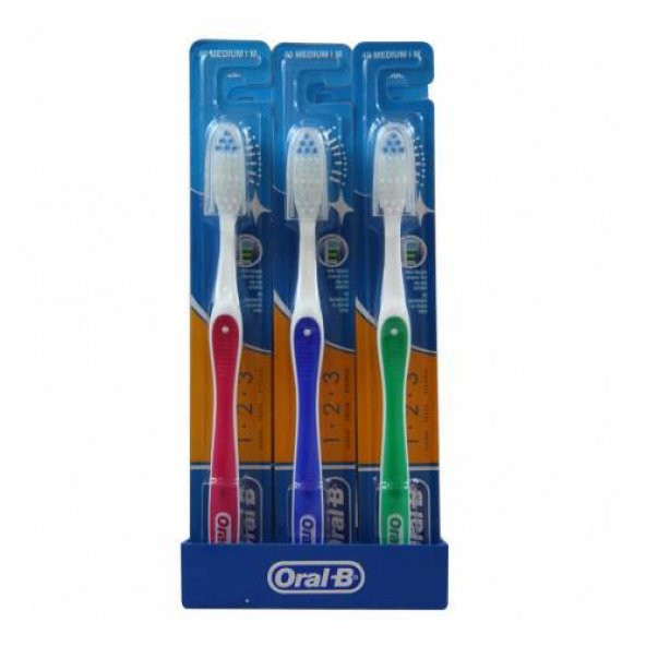 Oral B 1-2-3 Medium Kapaklı Diş Fırçası