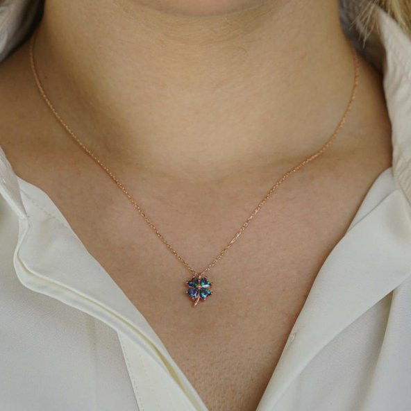 Mistik Topaz Taşlı Yonca Gümüş Kolye Kalp Detaylı Rose Renk - Resim 2