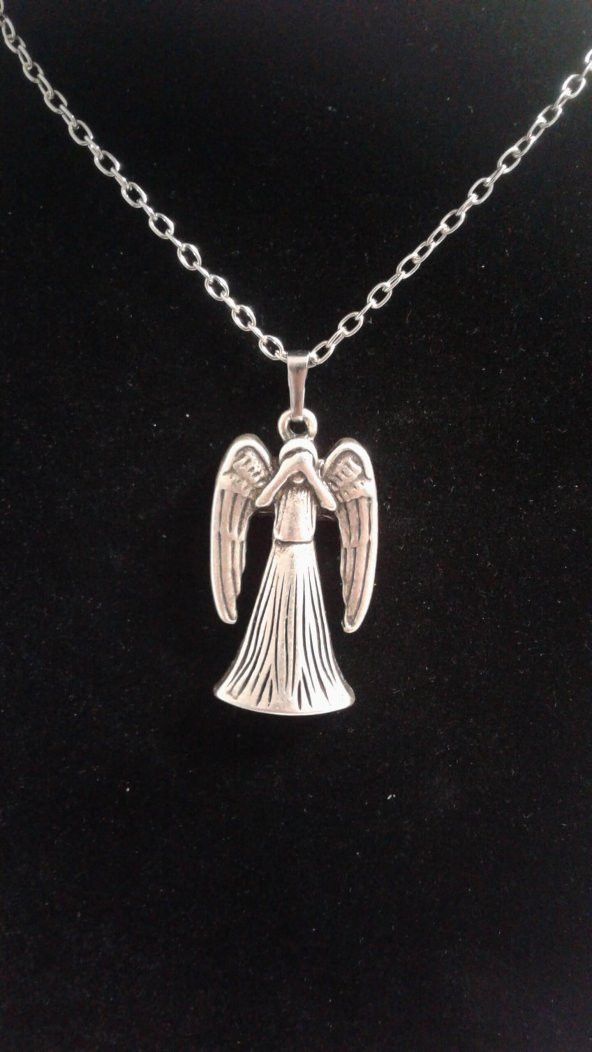 Doctor Who Tardis Crying Angel Zincirli Kolye
