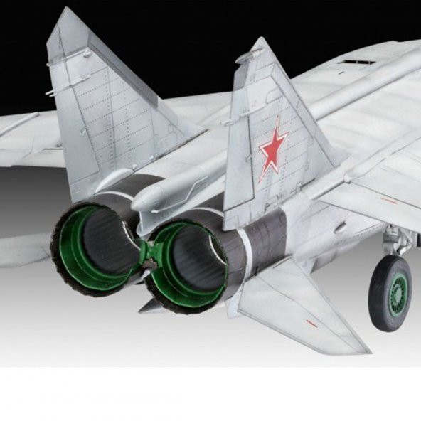 MiG-25 RBT Foxbat B - 4