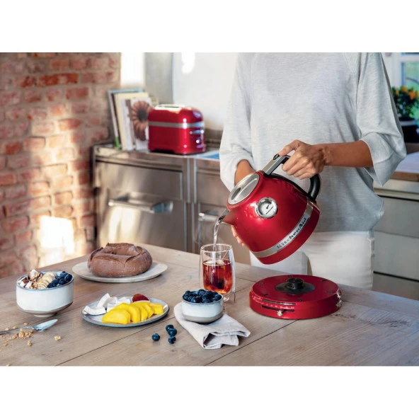 KitchenAid Artisan 5KEK1522ECA Candy Apple 1,5 Litre Kettle - 8