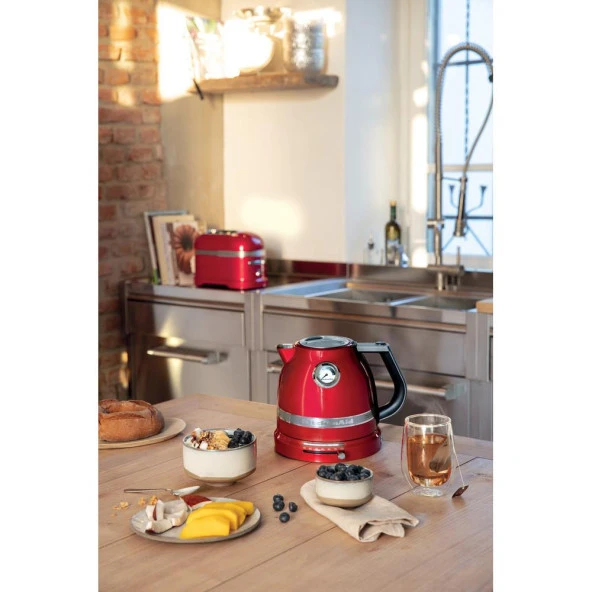 KitchenAid Artisan 5KEK1522ECA Candy Apple 1,5 Litre Kettle - 9