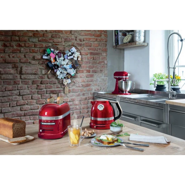 KitchenAid Artisan 5KEK1522ECA Candy Apple 1,5 Litre Kettle - 10