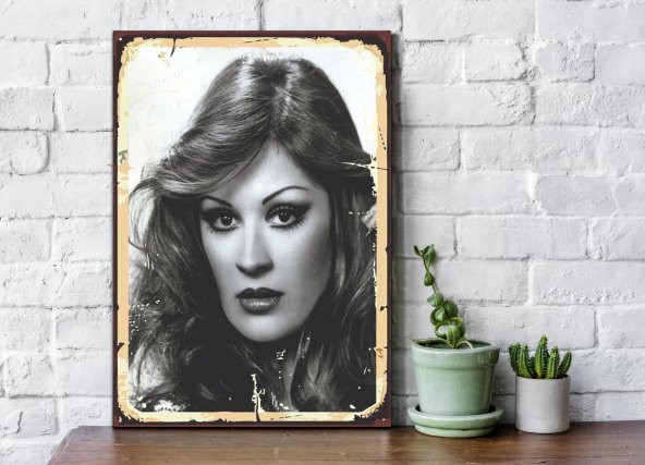 Ahşap Poster Gülşen Bubikoğlu 20x30cm ve Arka Bantlı