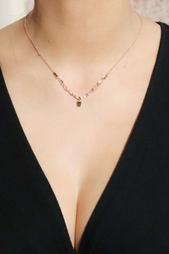 925 Ayar Gümüş Yeşil Taşlı Gümüş Rose Kolye - 3