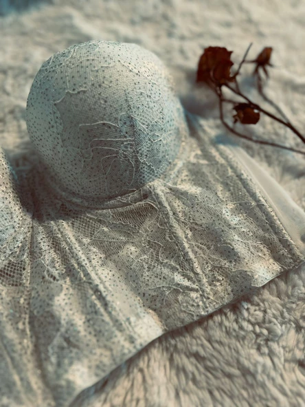 Simli Lez Büstiyer Sütyen Külot Takım - Beyaz - 2