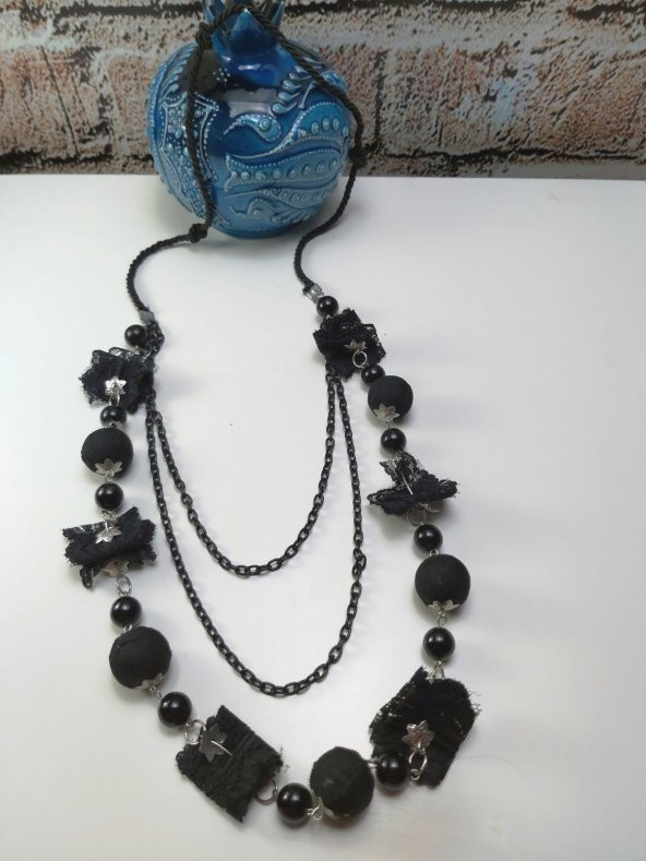 Kadın Siyah Taşlı ve Dantel Detaylı Üçlü Uzun Zincir Kolye - 4