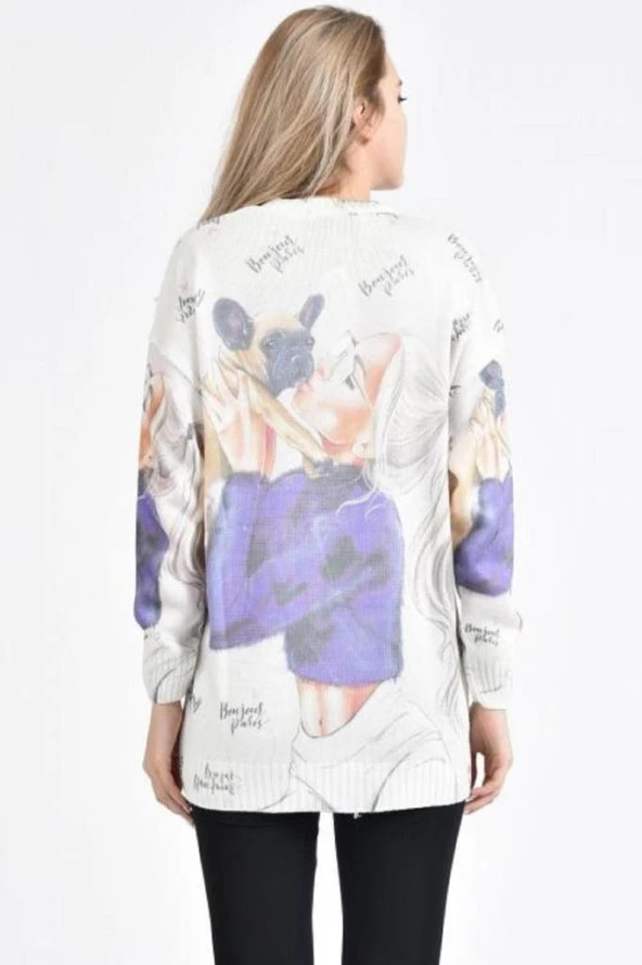 Köpekli Kadın ve Yazı Baskılı Ekru-Lila Kadın Kazak - 4