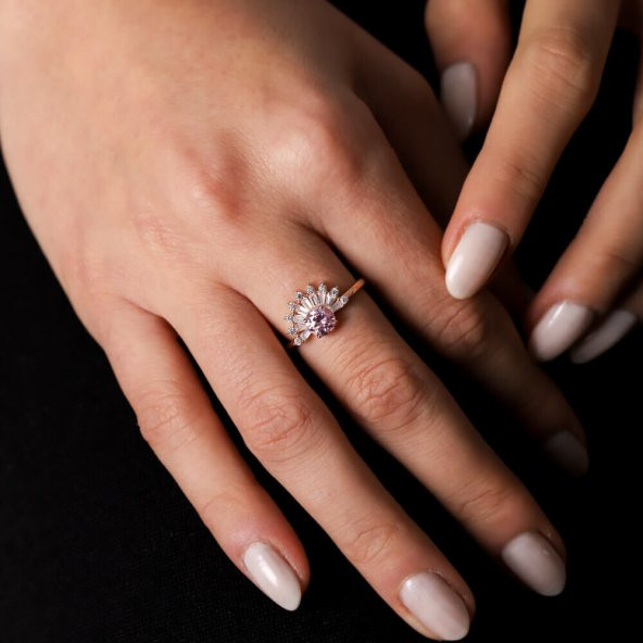 Pink Topaz Quen Altın Yüzük 14 Ayar Bagets